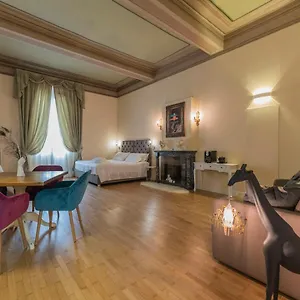 aldrovandi-luxury-apartments.emilia-romagnahotels.net/