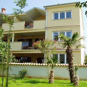 https://apartments-nina-rovinj.in-istria.net